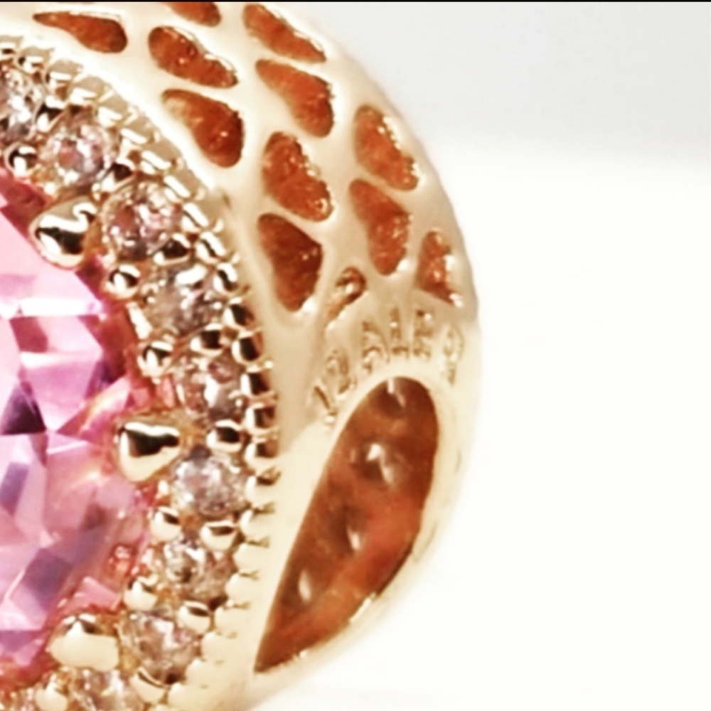 BRAND NEW Pandora charm rosegold Radiant heart #781725 NPB - Picture 2 of 10